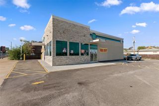 3610 Page Blvd, St Louis, MO 63113