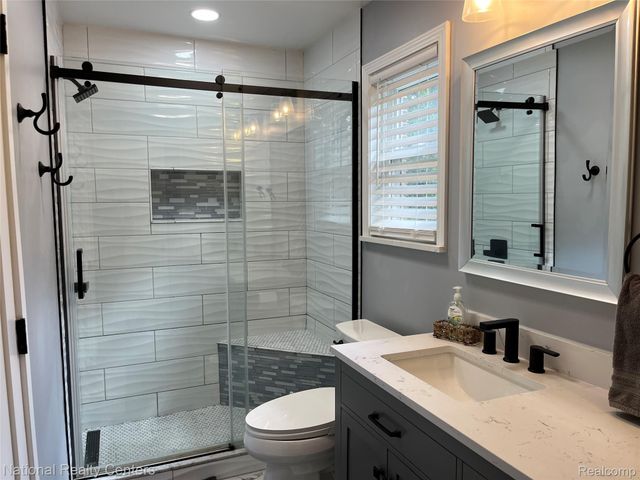 15719 Golden Drive, Macomb Township, MI 48044