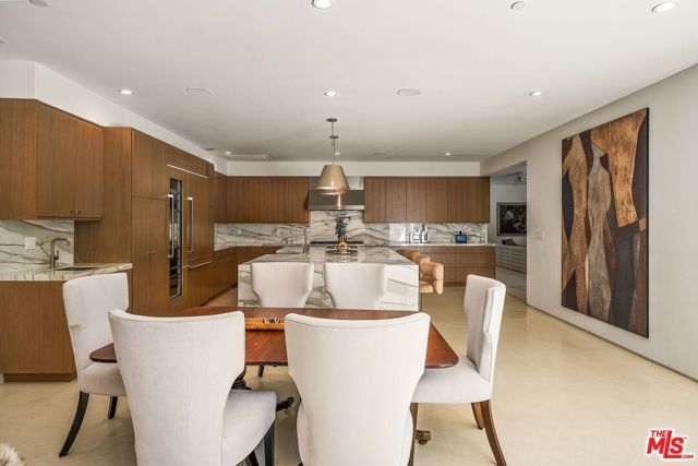 1884 Laurel Canyon Road, Los Angeles, CA 90046