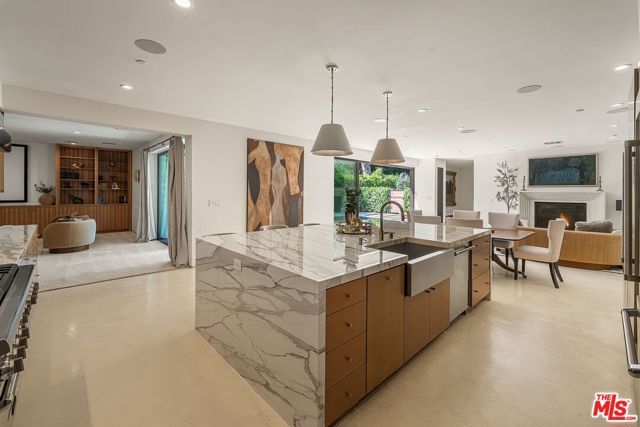 1884 Laurel Canyon Road, Los Angeles, CA 90046