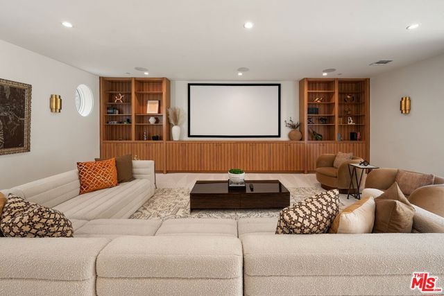 1884 Laurel Canyon Road, Los Angeles, CA 90046