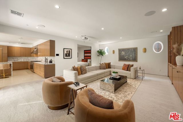 1884 Laurel Canyon Road, Los Angeles, CA 90046