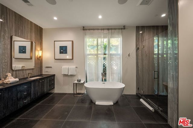 1884 Laurel Canyon Road, Los Angeles, CA 90046