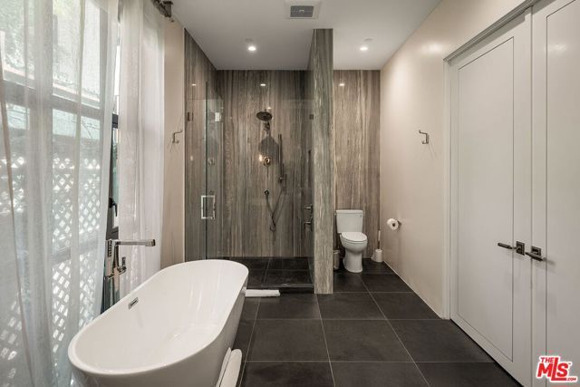 1884 Laurel Canyon Road, Los Angeles, CA 90046