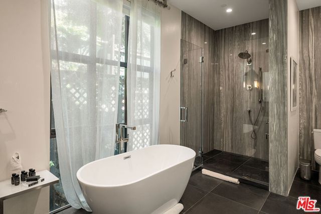 1884 Laurel Canyon Road, Los Angeles, CA 90046