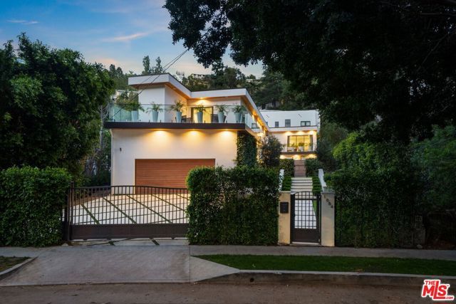 1884 Laurel Canyon Road, Los Angeles, CA 90046