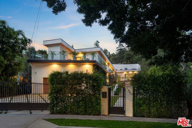 1884 Laurel Canyon Road, Los Angeles, CA 90046
