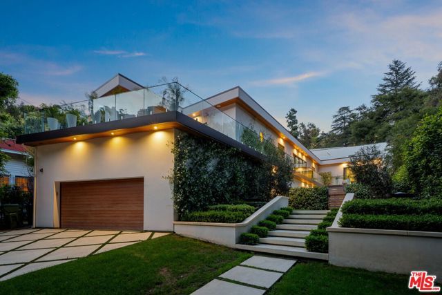 1884 Laurel Canyon Road, Los Angeles, CA 90046