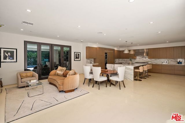 1884 Laurel Canyon Road, Los Angeles, CA 90046