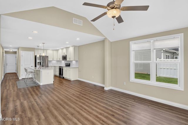 15207 Sunset Maple Drive, Perrysburg, OH 43551