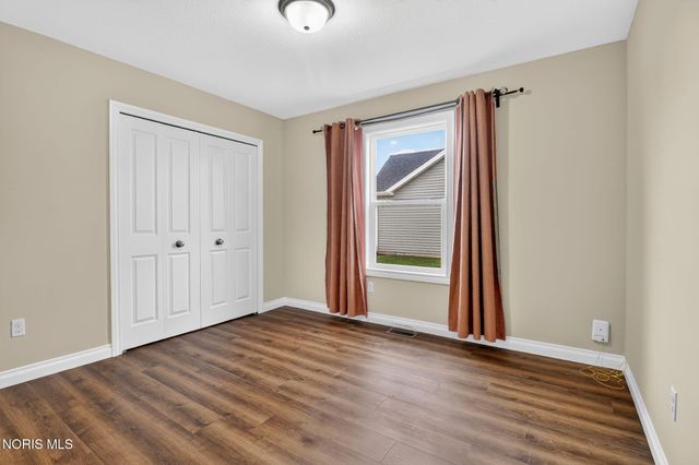 15207 Sunset Maple Drive, Perrysburg, OH 43551