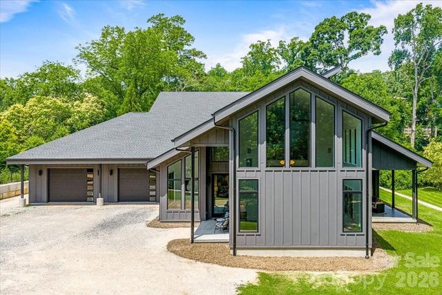 3304 Mar Vista Circle, Charlotte, NC 28209