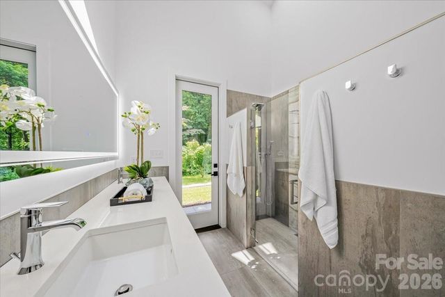 3304 Mar Vista Circle, Charlotte, NC 28209