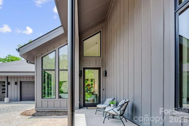 3304 Mar Vista Circle, Charlotte, NC 28209