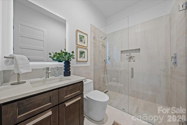 3304 Mar Vista Circle, Charlotte, NC 28209
