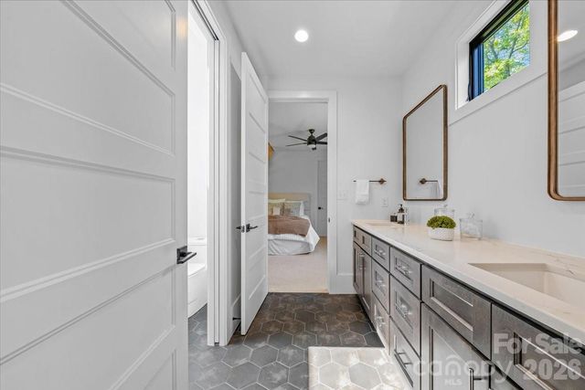 3304 Mar Vista Circle, Charlotte, NC 28209