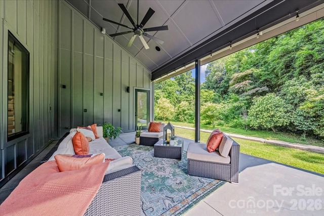 3304 Mar Vista Circle, Charlotte, NC 28209