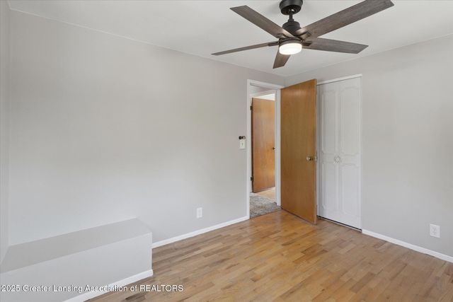 2400 Leon Avenue, Lansing, MI 48906