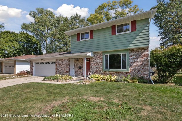 2400 Leon Avenue, Lansing, MI 48906