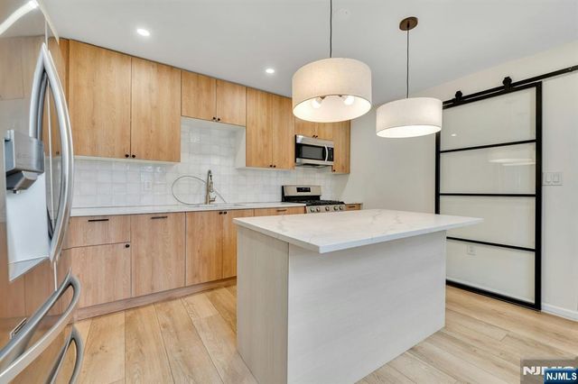 316 Palisade Avenue, Bogota, NJ 07603