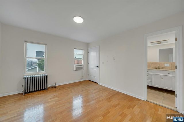 316 Palisade Avenue, Bogota, NJ 07603