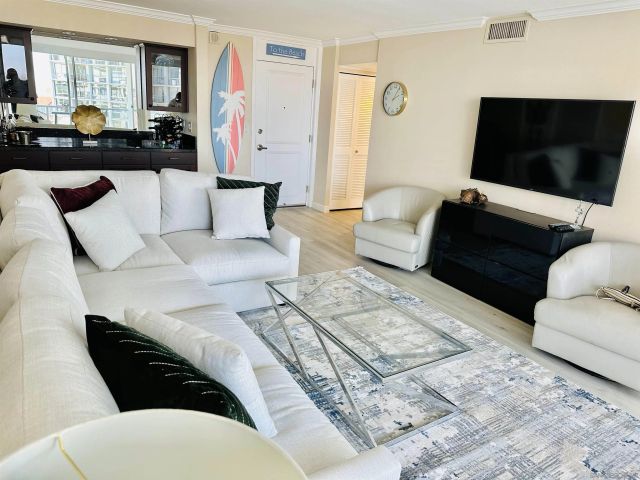 1730 Avenida Del Mundo 805, Coronado, CA 92118