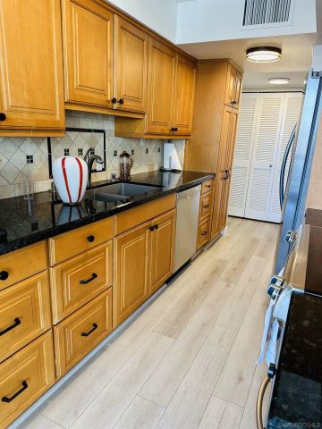1730 Avenida Del Mundo 805, Coronado, CA 92118