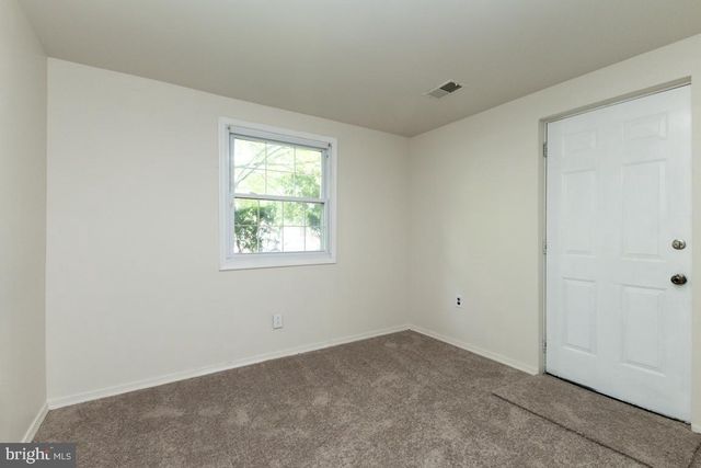 5308 MACWOOD DR, Woodbridge, VA 22193