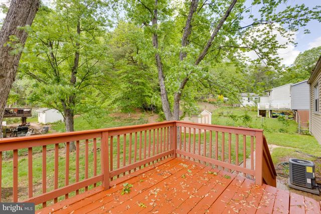 5308 MACWOOD DR, Woodbridge, VA 22193