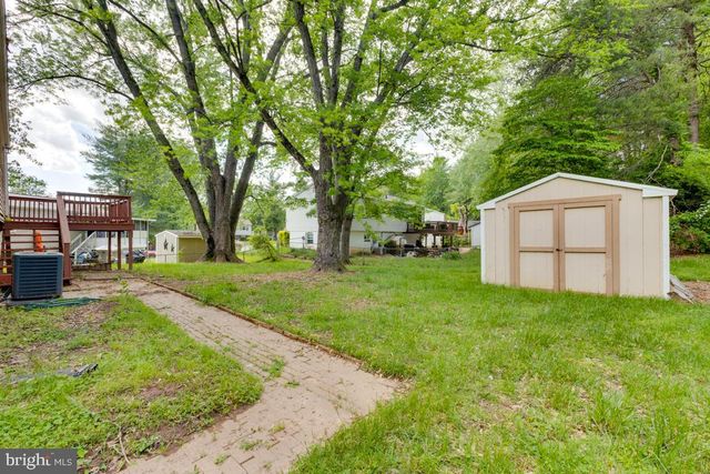 5308 MACWOOD DR, Woodbridge, VA 22193