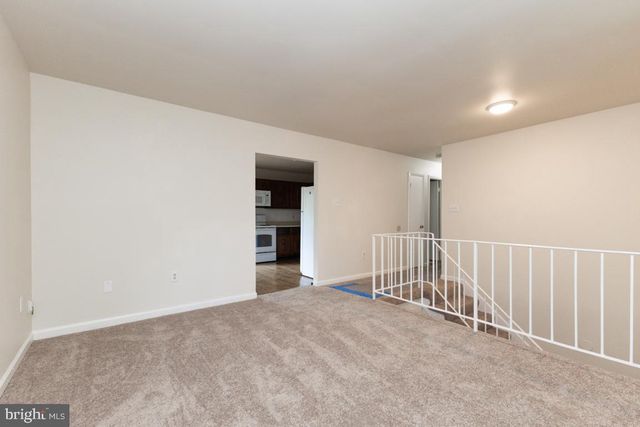 5308 MACWOOD DR, Woodbridge, VA 22193