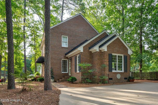 113 Edinborough Court, Rocky Mount, NC 27803