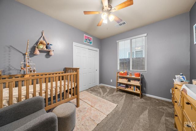 9214 Cadbury Drive, Bakersfield, CA 93311