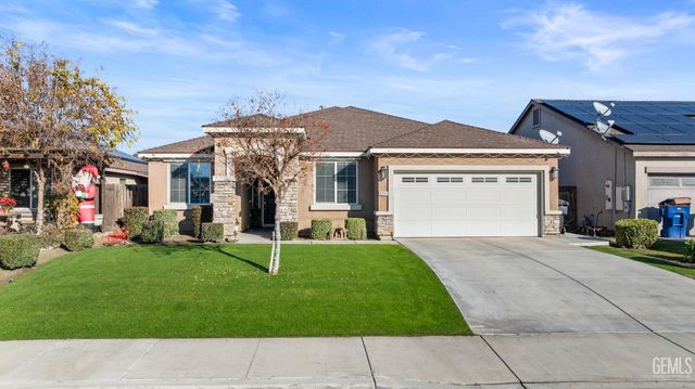 9214 Cadbury Drive, Bakersfield, CA 93311