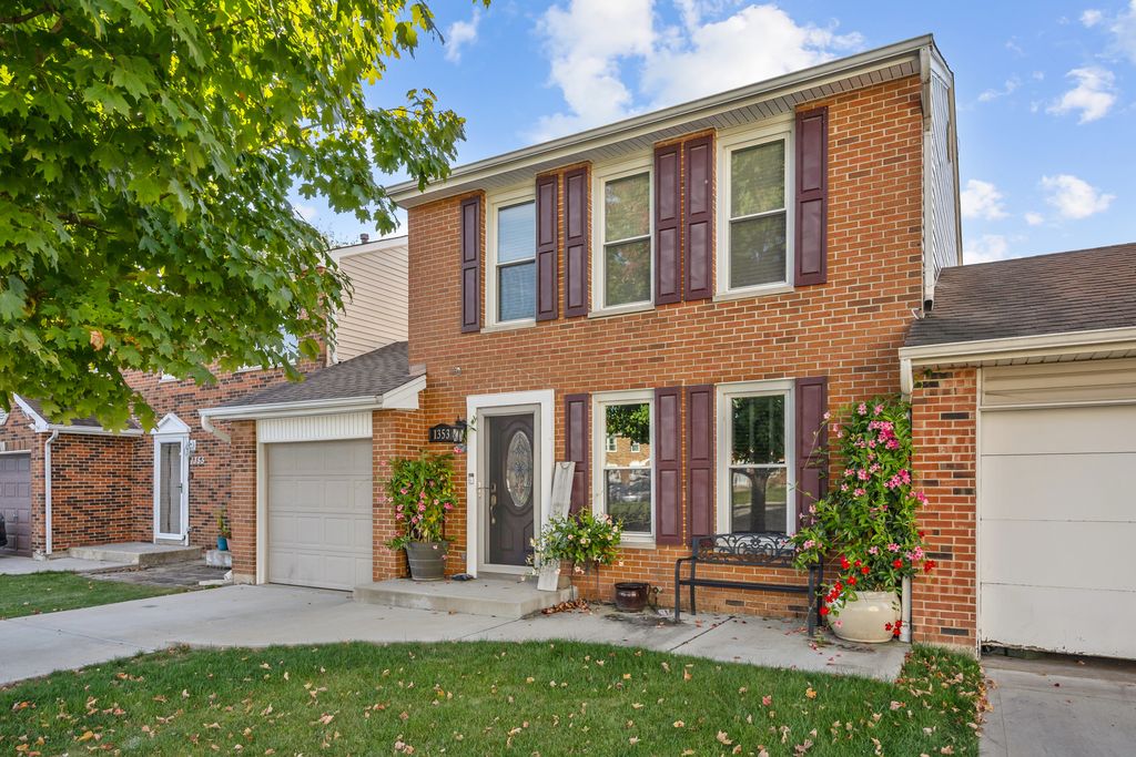 1353 Portsmouth Court, Carol Stream, IL 60188 — exterior