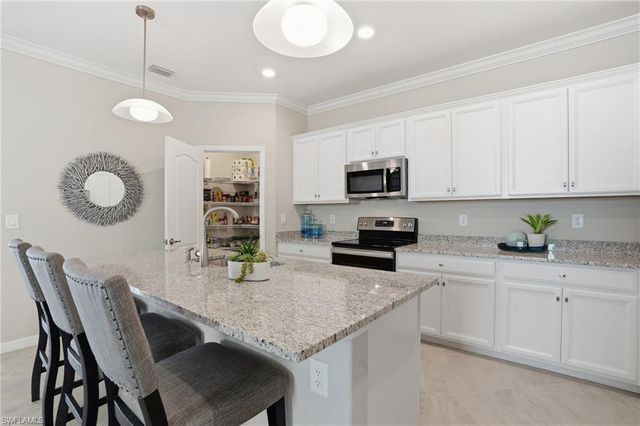 19617 Deming LN, Estero, FL 33928