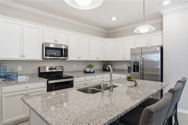 19617 Deming LN, Estero, FL 33928