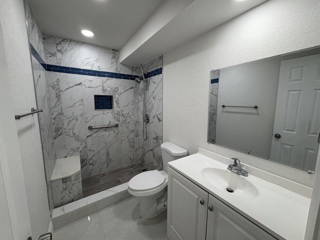 7650 W McNab 118, Tamarac, FL 33321