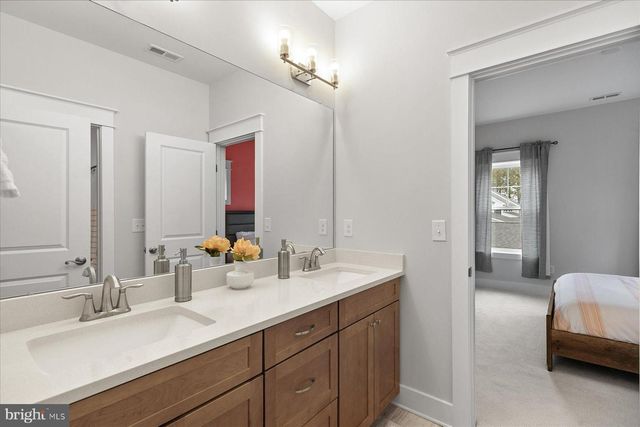 43 STINGRAY HARBOR DR, Ocean View, DE 19970