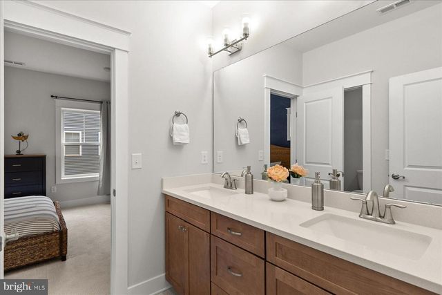 43 STINGRAY HARBOR DR, Ocean View, DE 19970