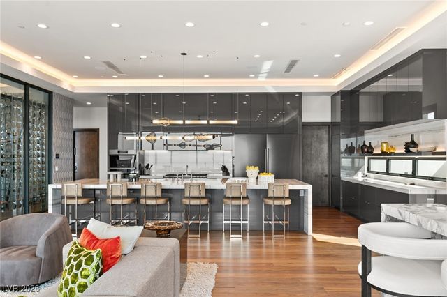 11 Rockstream Drive, Henderson, NV 89012