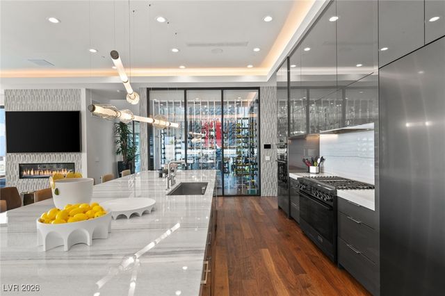 11 Rockstream Drive, Henderson, NV 89012