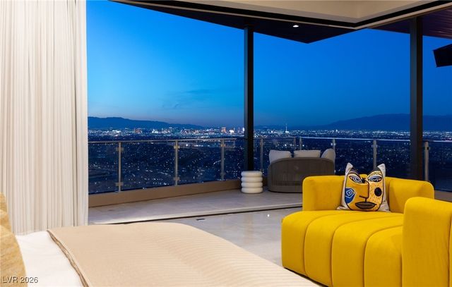 11 Rockstream Drive, Henderson, NV 89012