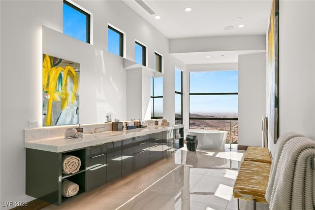 11 Rockstream Drive, Henderson, NV 89012