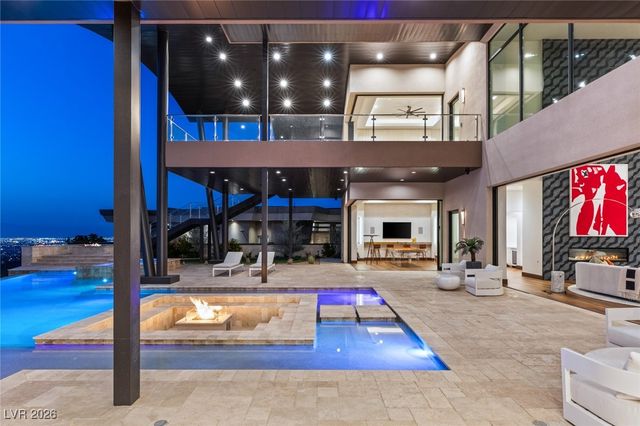 11 Rockstream Drive, Henderson, NV 89012