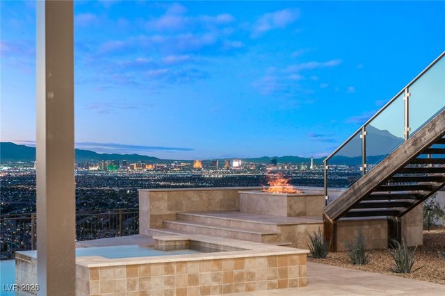 11 Rockstream Drive, Henderson, NV 89012