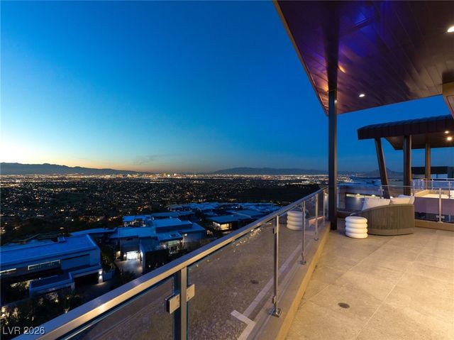 11 Rockstream Drive, Henderson, NV 89012