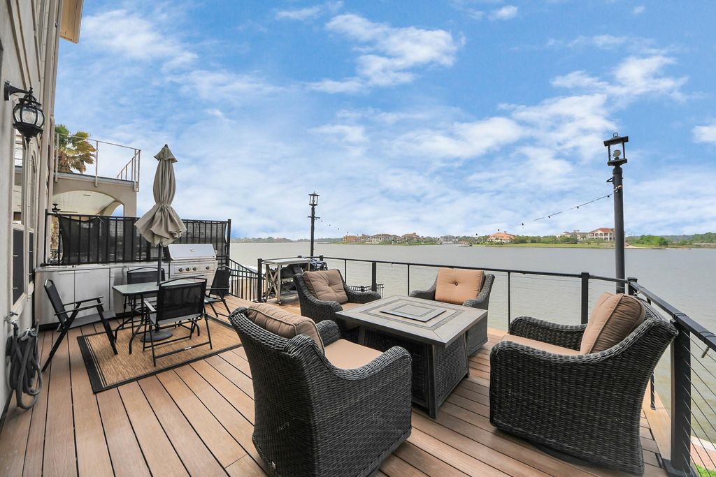 4145 Boardwalk Boulevard, Seabrook, TX 77586