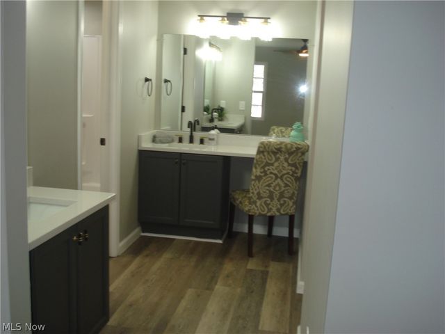 8290 Quail Point Lane, Mentor, OH 44060