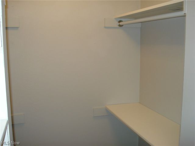 8290 Quail Point Lane, Mentor, OH 44060